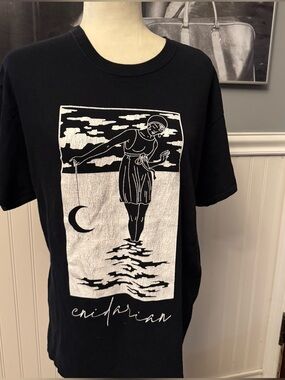 Black White Graphic Tshirt Moon Goddess Size Large